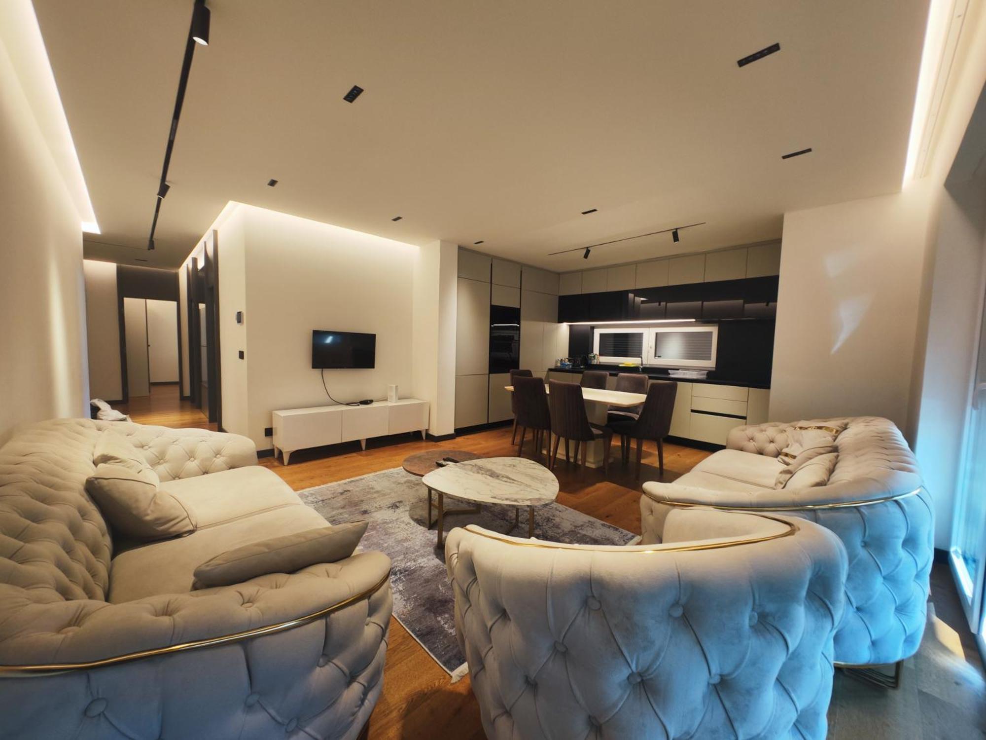 Skyline Exclusive Apartment Peje Exterior foto
